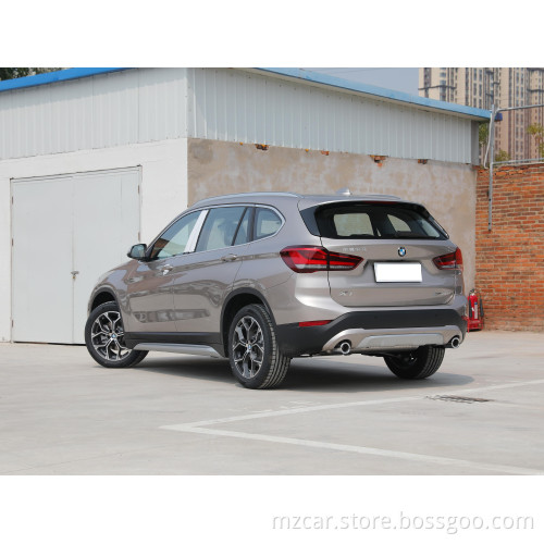 2022 BMWX1 SDRIVE20LI Modieuze benzine 140ps 5-deurs SUV met 5 zitplaatsen met openbare panoramische zonnedakbrandstof
